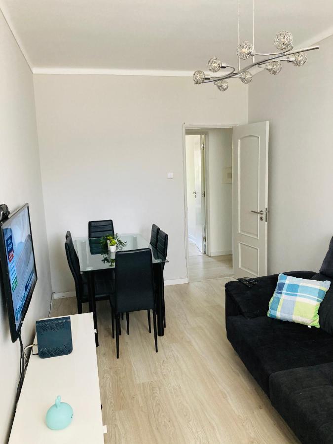 Apartamento Remodelado No Seixal Apartman Seixal  Kültér fotó