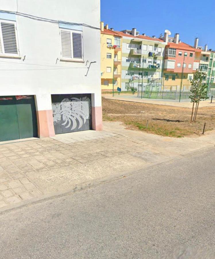 Apartamento Remodelado No Seixal Apartman Seixal  Kültér fotó