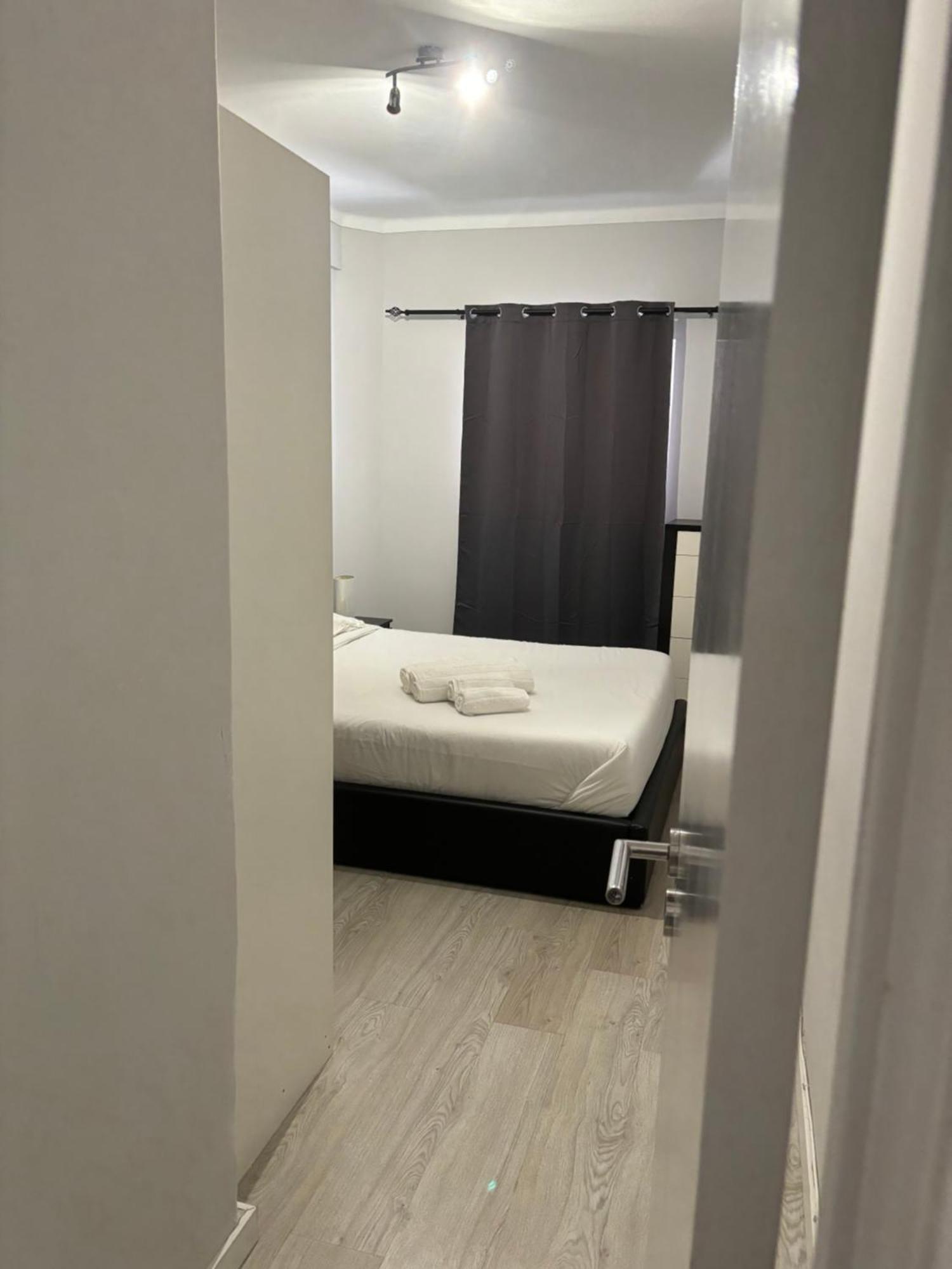 Apartamento Remodelado No Seixal Apartman Seixal  Kültér fotó